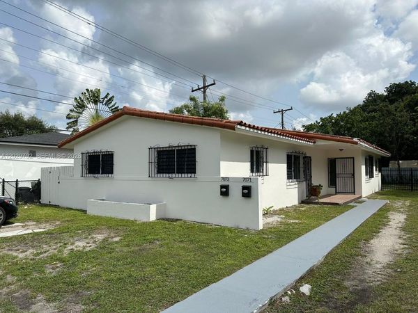 7073 SW 4th St , Unit 1, Miami, FL 33144