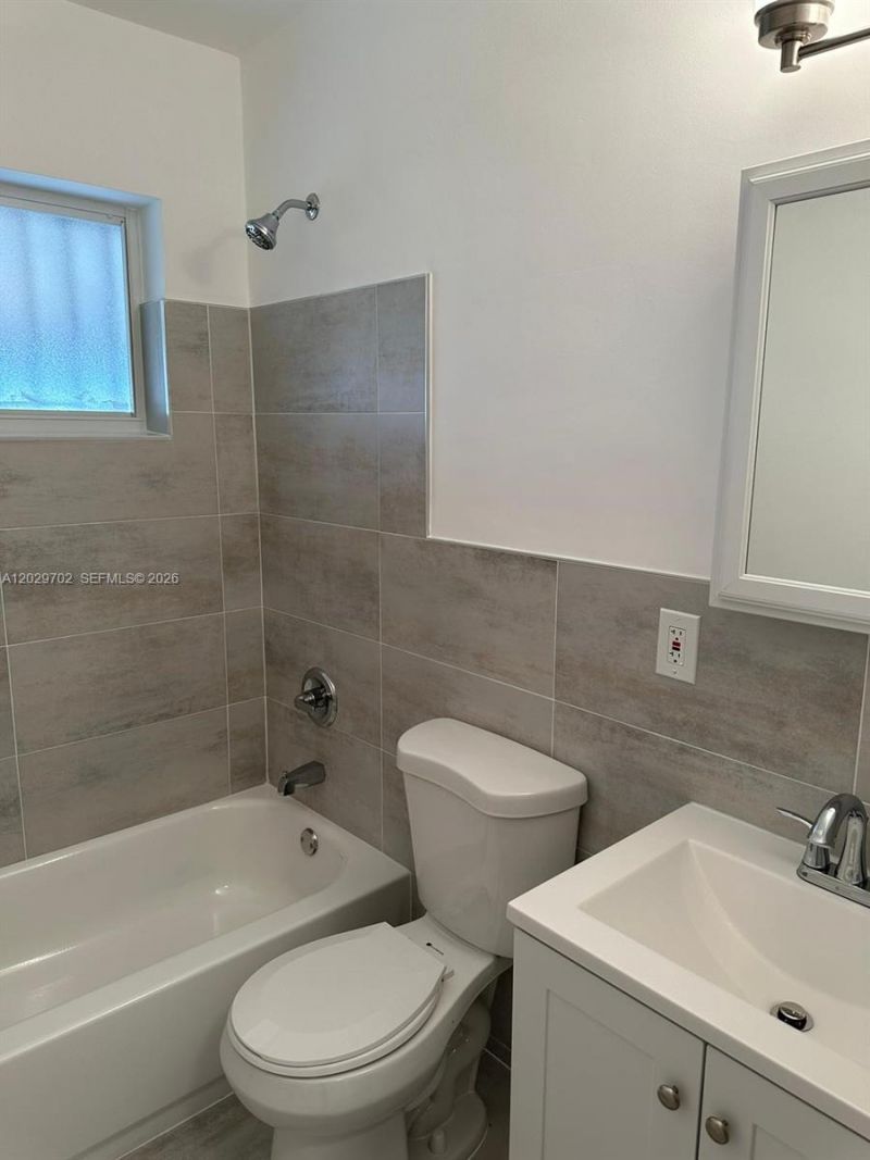 7073 SW 4th St , Unit 1, Miami, FL 33144 Photo