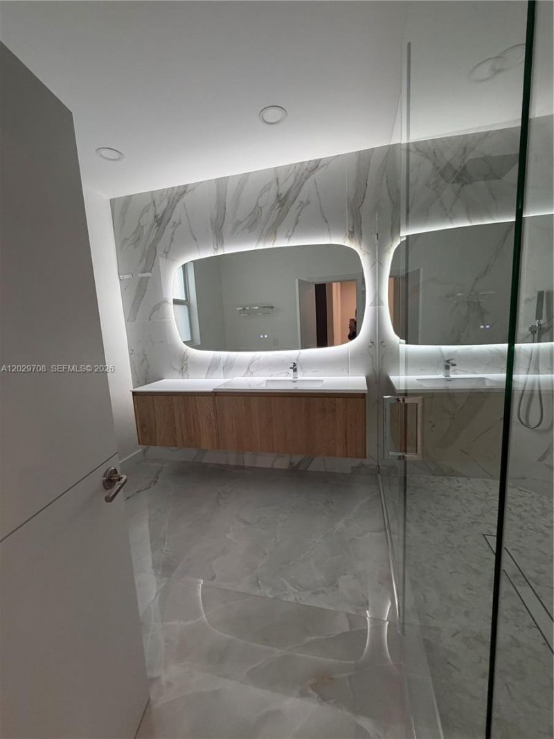 4499 NW 93rd Doral Ct , Doral, FL 33178 Photo