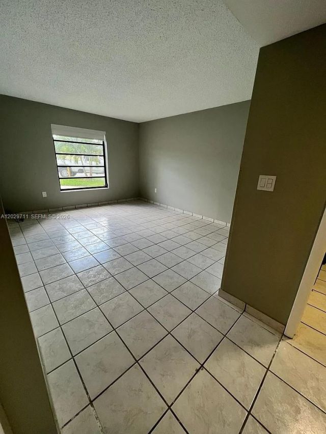 1300 SW 122nd Ave, Unit 101-2, Miami, FL 33184 Photo
