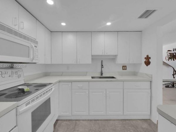 1160 N Federal Hwy , Unit 1222, Fort Lauderdale, FL 33304