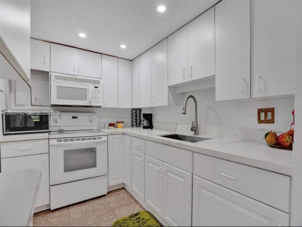 1160 N Federal Hwy , Unit 1222, Fort Lauderdale, FL 33304 Photo
