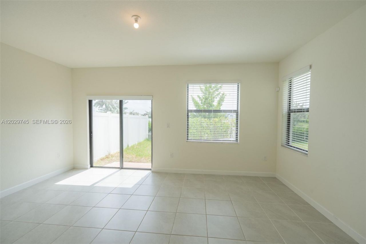 3448 W 114th Ter, Unit ., Hialeah, FL 33018 Photo