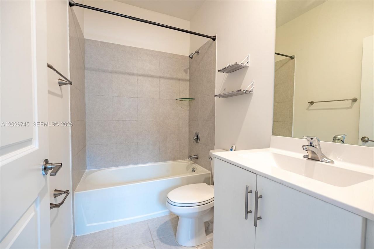 3448 W 114th Ter, Unit ., Hialeah, FL 33018 Photo