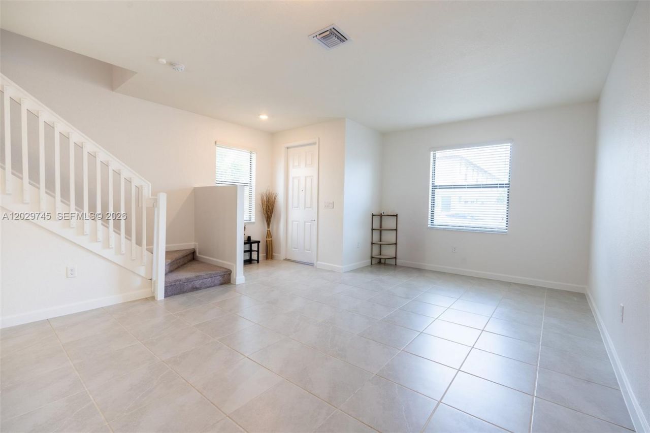 3448 W 114th Ter, Unit ., Hialeah, FL 33018 Photo