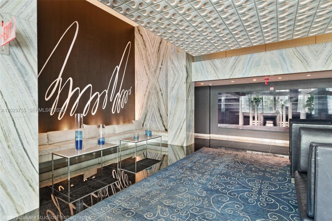 325 S Biscayne Blvd , Unit 2020, Miami, FL 33131 Photo
