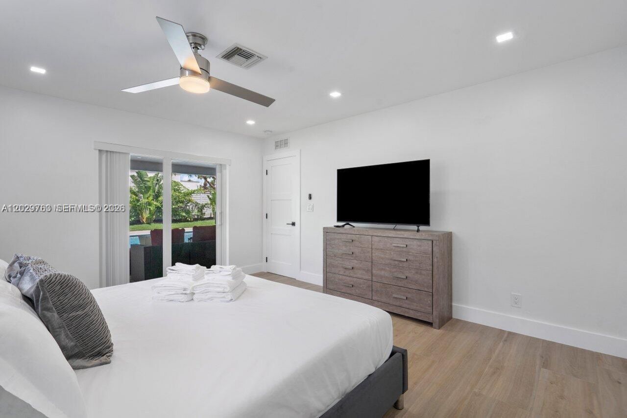 6991 NE 7th Ave , Boca Raton, FL 33487 Photo