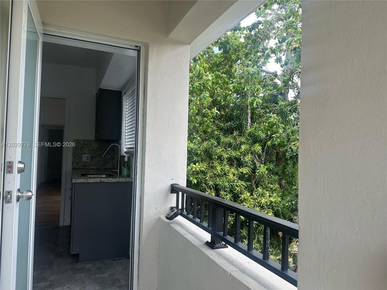 1557 S Le Jeune Rd, Unit 3, Miami, FL 33134 Photo