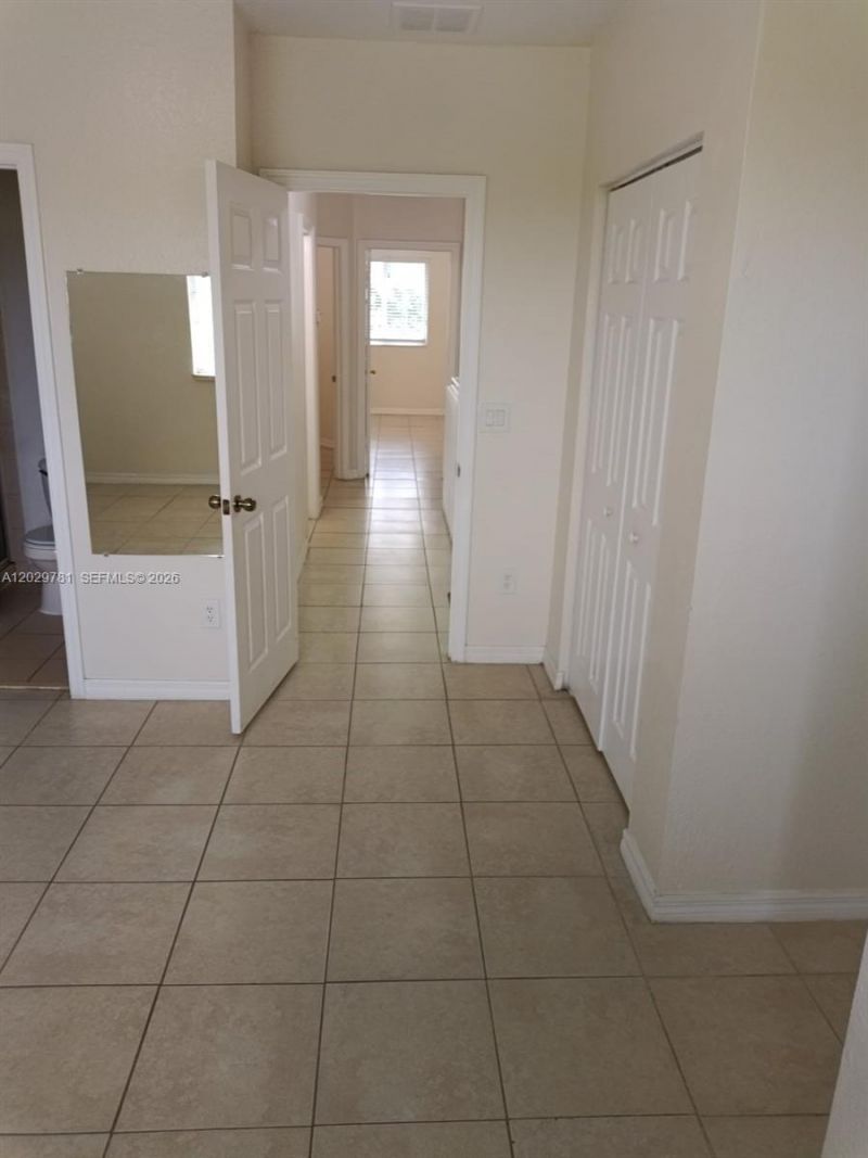 1936 Alamanda Way , Unit 1, Riviera Beach, FL 33404 Photo