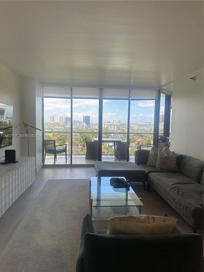 3640 Yacht Club Dr , Unit 1403, Aventura, FL 33180 Photo