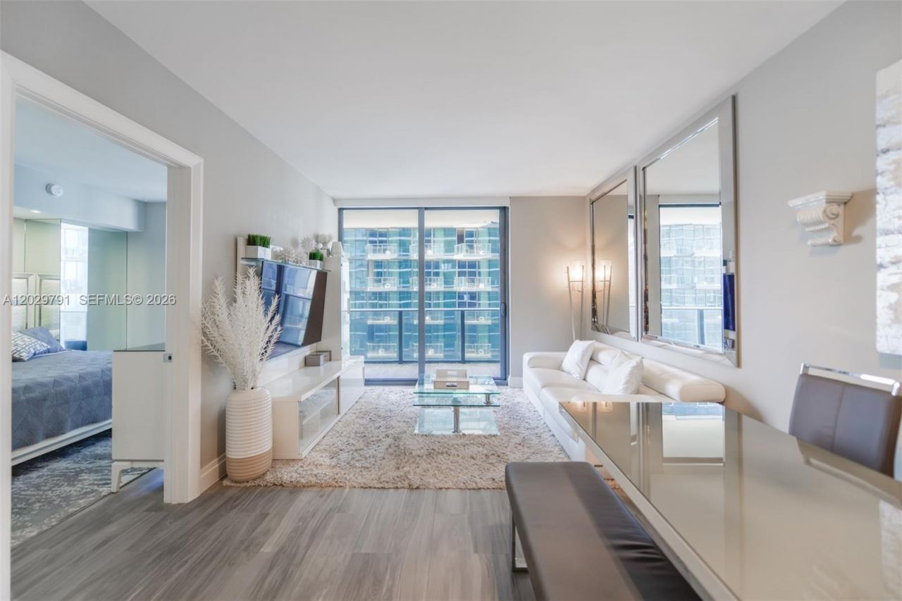 801 S Miami Ave , Unit 3706, Miami, FL 33130 Photo