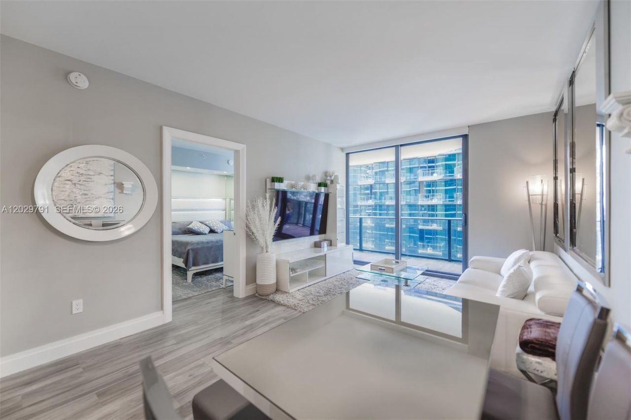 801 S Miami Ave , Unit 3706, Miami, FL 33130 Photo