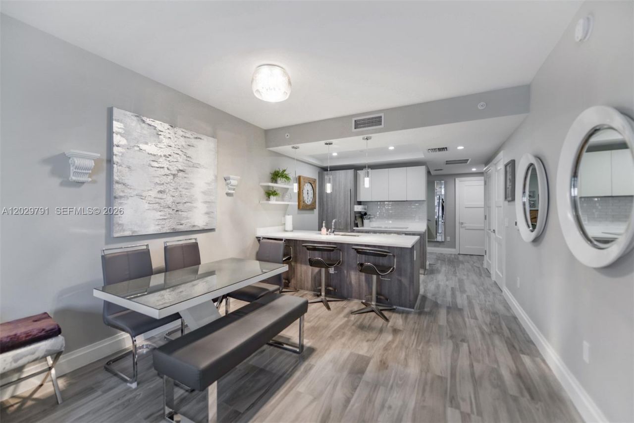 801 S Miami Ave , Unit 3706, Miami, FL 33130 Photo