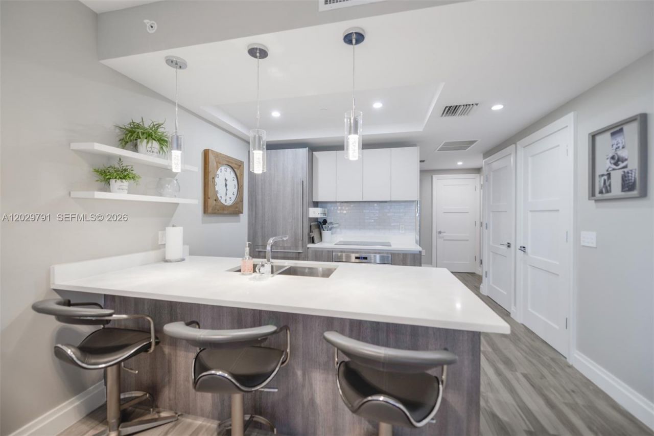 801 S Miami Ave , Unit 3706, Miami, FL 33130 Photo