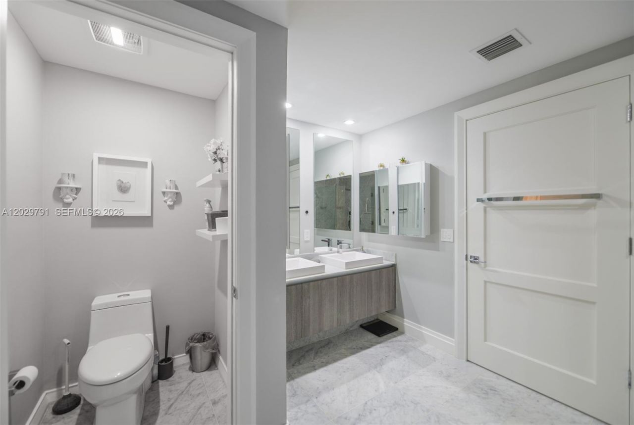 801 S Miami Ave , Unit 3706, Miami, FL 33130 Photo