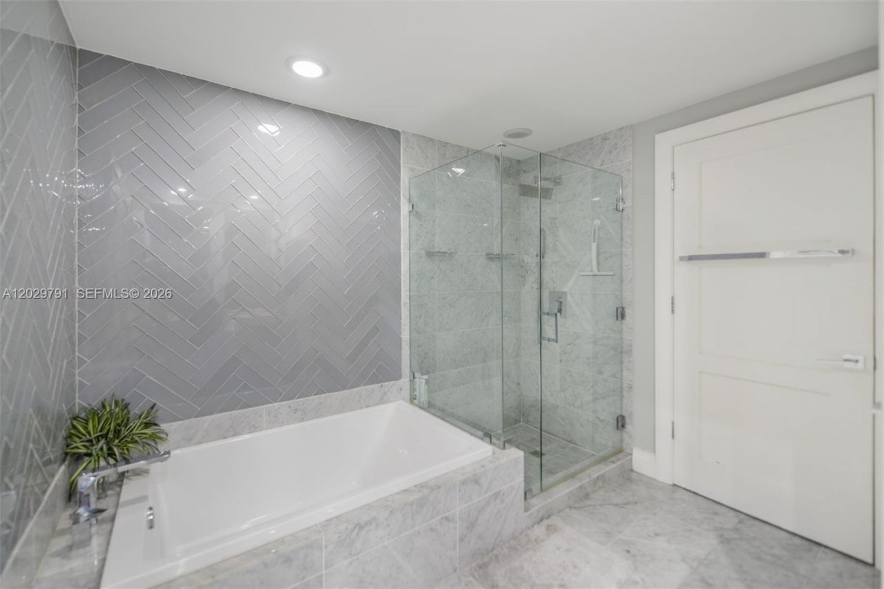 801 S Miami Ave , Unit 3706, Miami, FL 33130 Photo