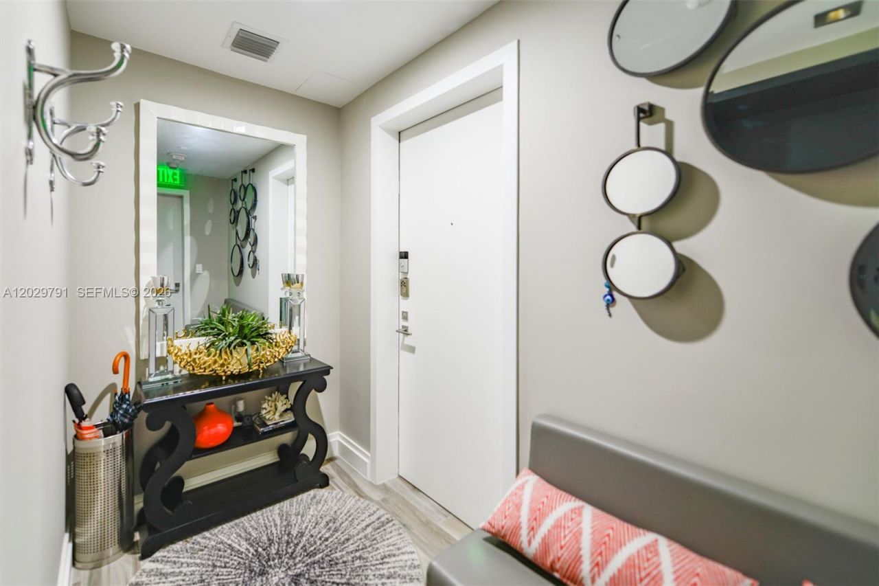 801 S Miami Ave , Unit 3706, Miami, FL 33130 Photo