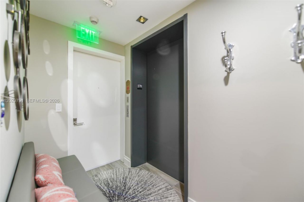 801 S Miami Ave , Unit 3706, Miami, FL 33130 Photo