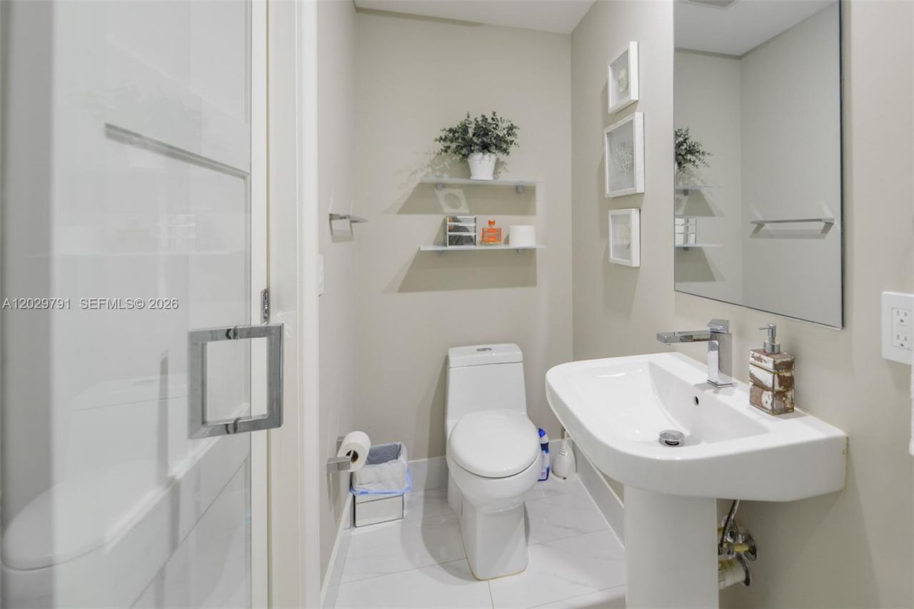 801 S Miami Ave , Unit 3706, Miami, FL 33130 Photo