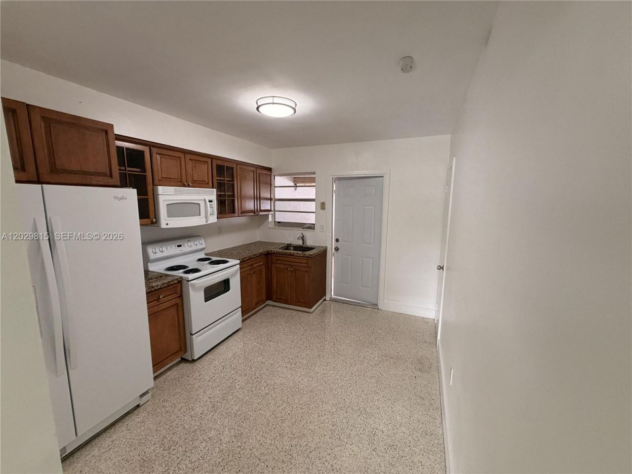 6875 SW 25th Ter, Unit 6877, Miami, FL 33155 Photo