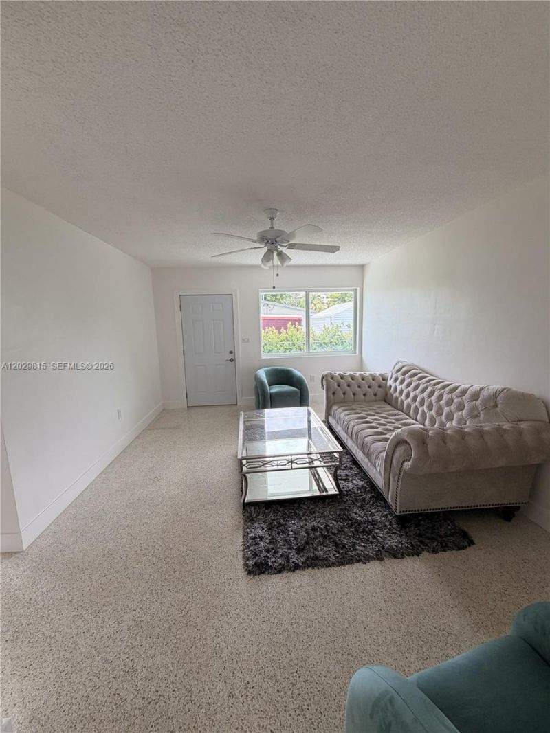 6875 SW 25th Ter, Unit 6877, Miami, FL 33155 Photo