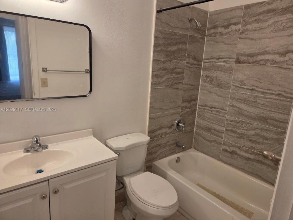 1017 Washington Cir , Unit 1017D, Homestead, FL 33034 Photo