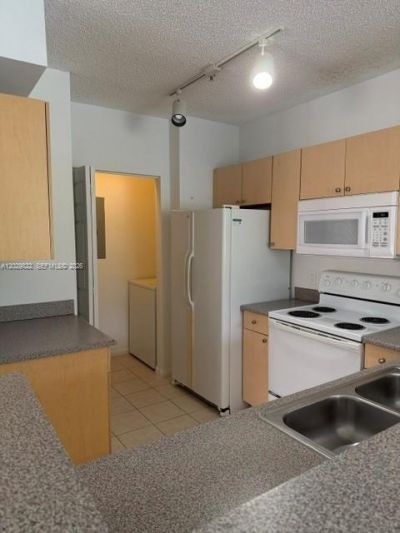 7980 N Nob Hill Rd , Unit 207, Tamarac, FL 33321 Photo