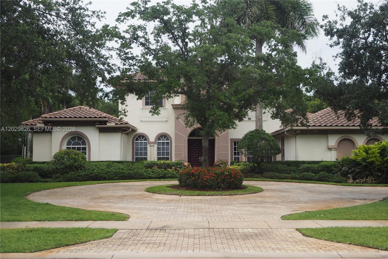 2750 E Jockey Cir E , Davie, FL 33330 Photo