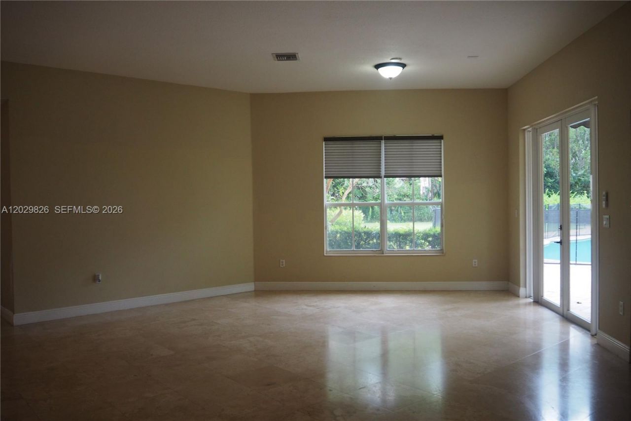 2750 E Jockey Cir E , Davie, FL 33330 Photo