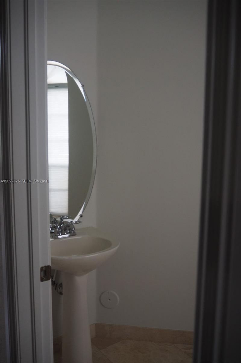 2750 E Jockey Cir E , Davie, FL 33330 Photo