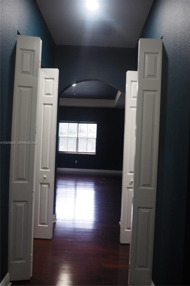 2750 E Jockey Cir E , Davie, FL 33330 Photo