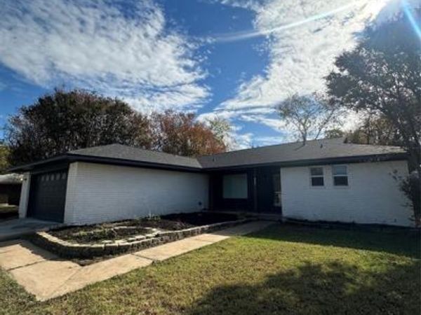 905 Mckinney Avenue, Princeton, TX 75407