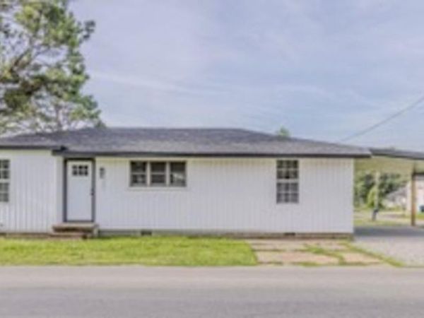 207 W Franklin , Marmaduke, AR 72443