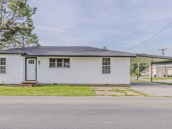 207 W Franklin, Marmaduke, AR 72443