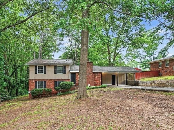 6436 Piney Circle SW, Mableton, GA 30126