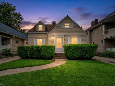 3658 W 138th Street , Cleveland, OH 44111