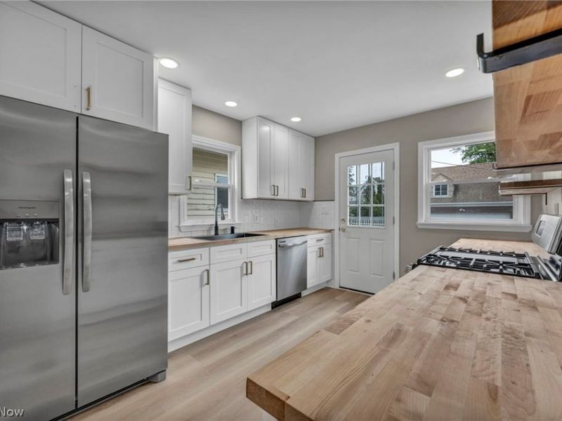 3658 W 138th Street , Cleveland, OH 44111 Photo 17