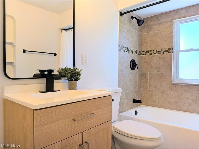 3658 W 138th Street , Cleveland, OH 44111 Photo 34