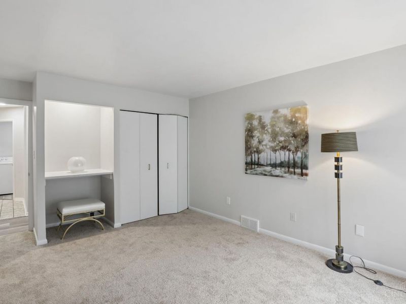 3533 Amberacres Drive, Unit 304, Cincinnati, OH 45237 Photo 21