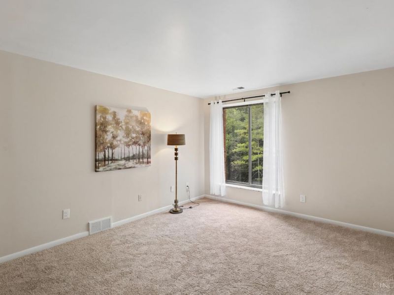3533 Amberacres Drive, Unit 304, Cincinnati, OH 45237 Photo 22