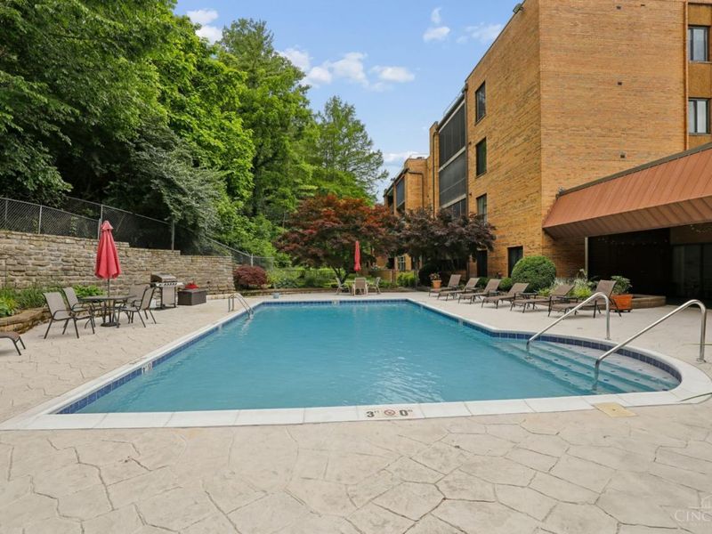 3533 Amberacres Drive, Unit 304, Cincinnati, OH 45237 Photo 32