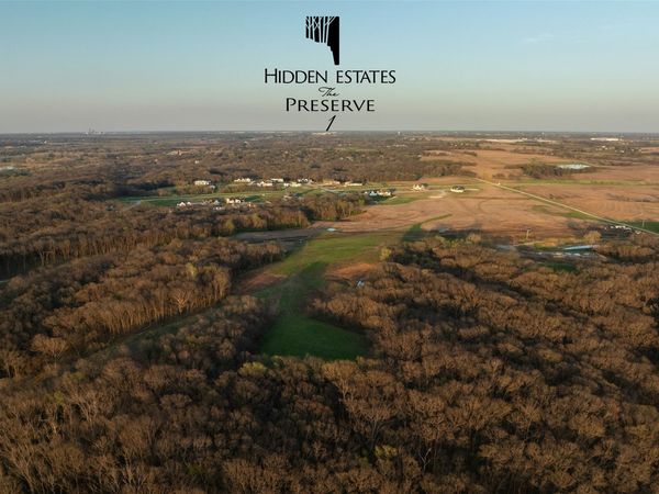 10912 SW Wild Bergamot Drive, West Des Moines, IA 50266