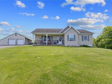 3236 Dennison Road, Cato, NY 13033