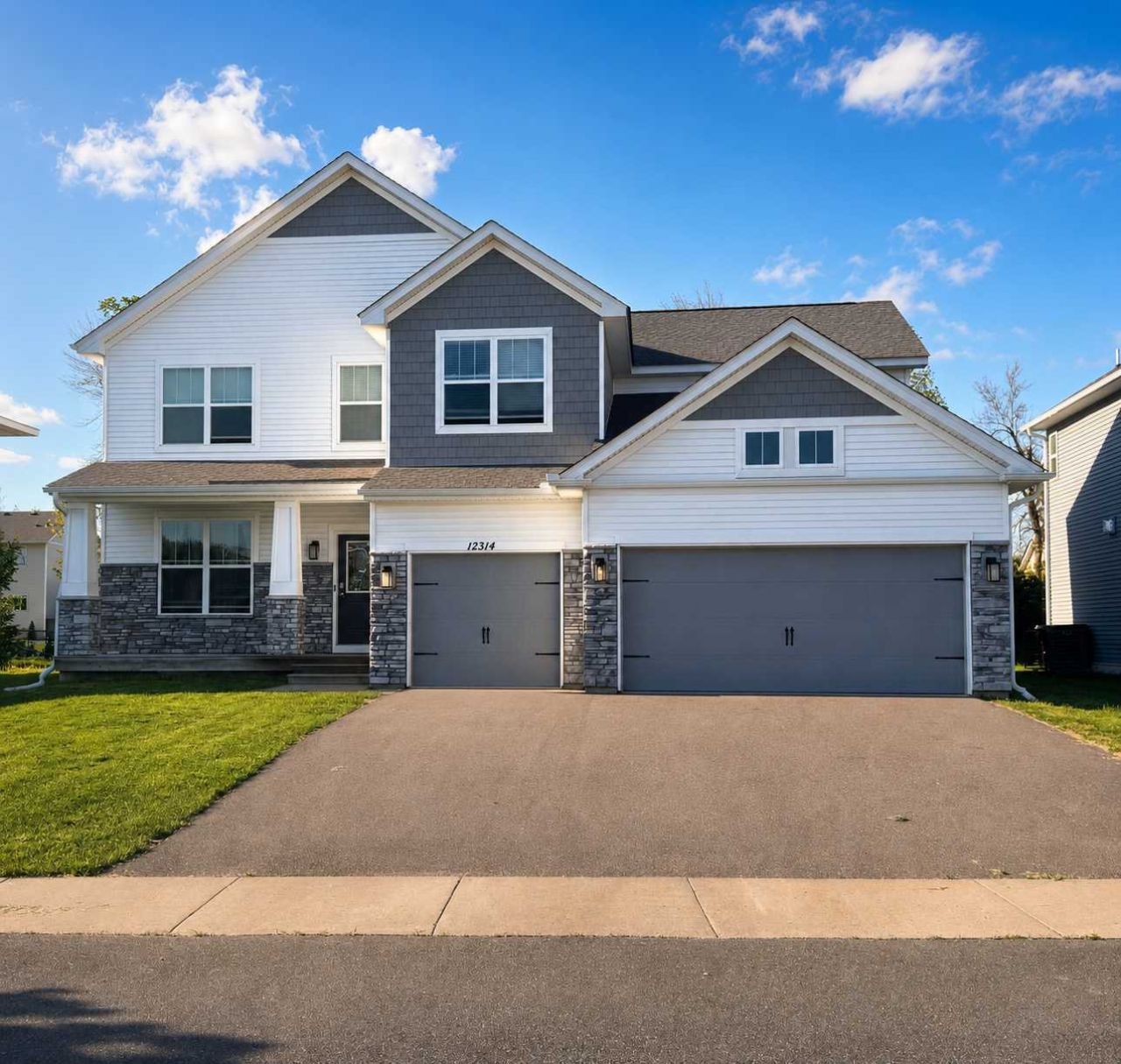 12314 62nd Street NE, Albertville, MN 55301