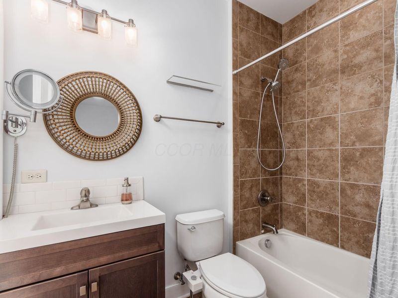 224 E Gay Street, Unit TH27, Columbus, OH 43215 Photo 52