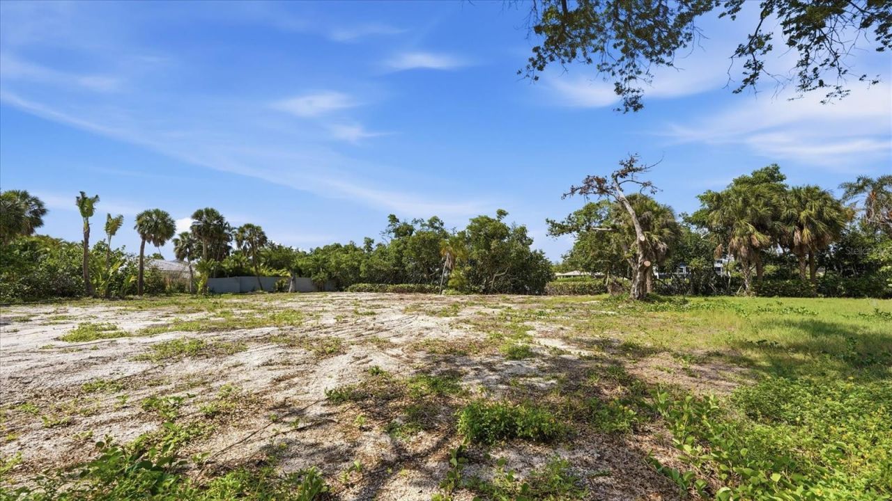 7723 Sanderling Road, Sarasota, FL 34242 Photo