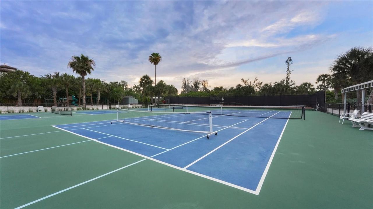 7723 Sanderling Road, Sarasota, FL 34242 Photo