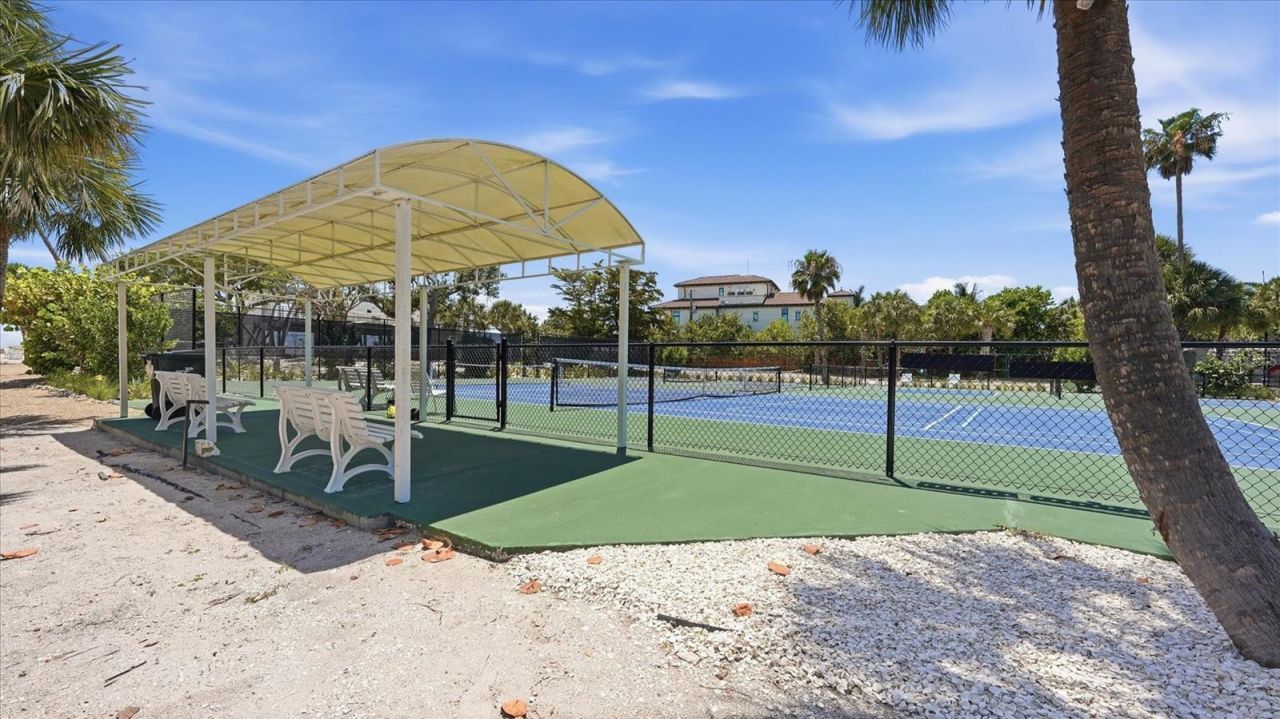 7723 Sanderling Road, Sarasota, FL 34242 Photo