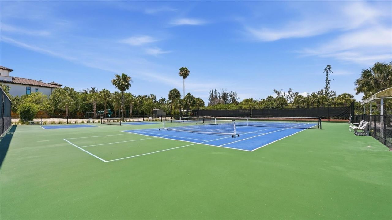 7723 Sanderling Road, Sarasota, FL 34242 Photo