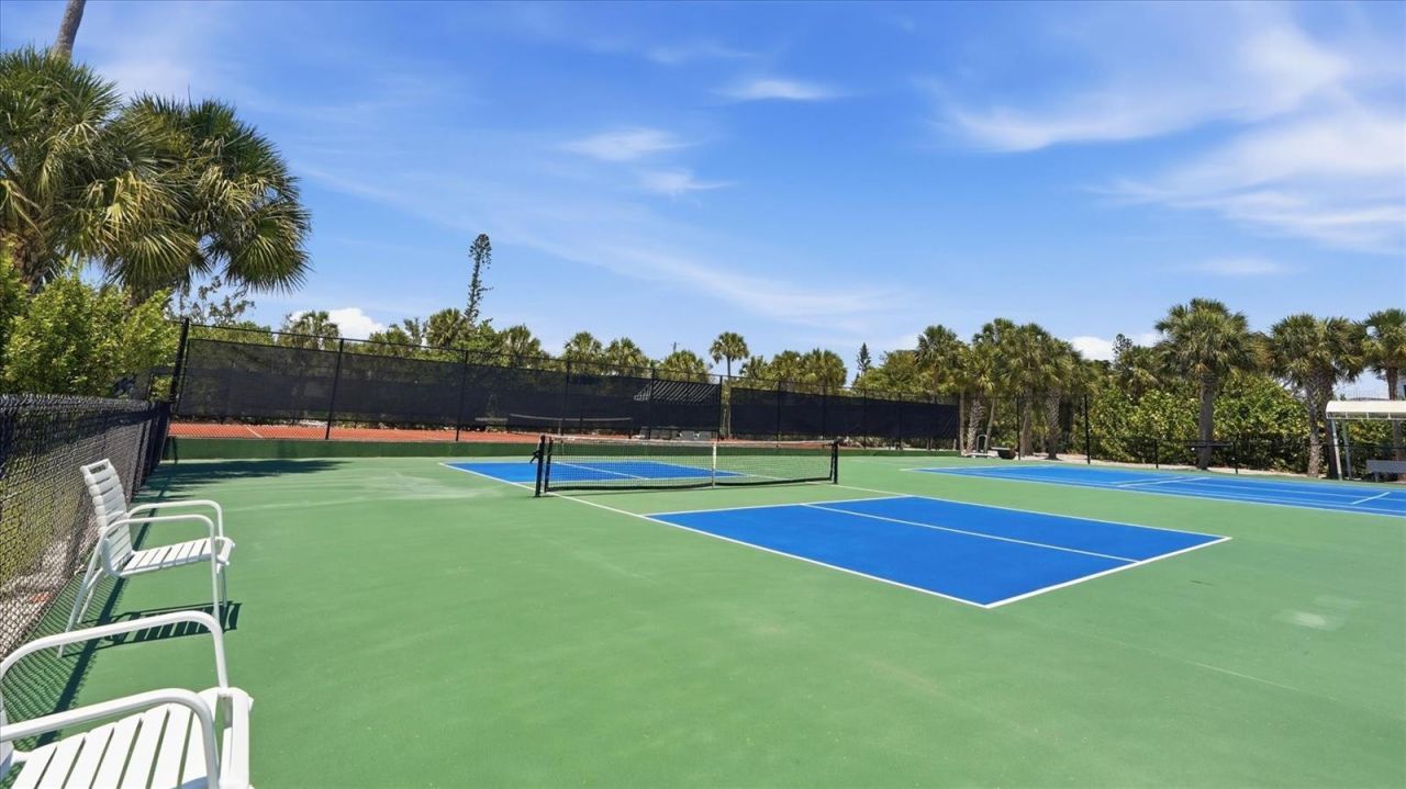 7723 Sanderling Road, Sarasota, FL 34242 Photo